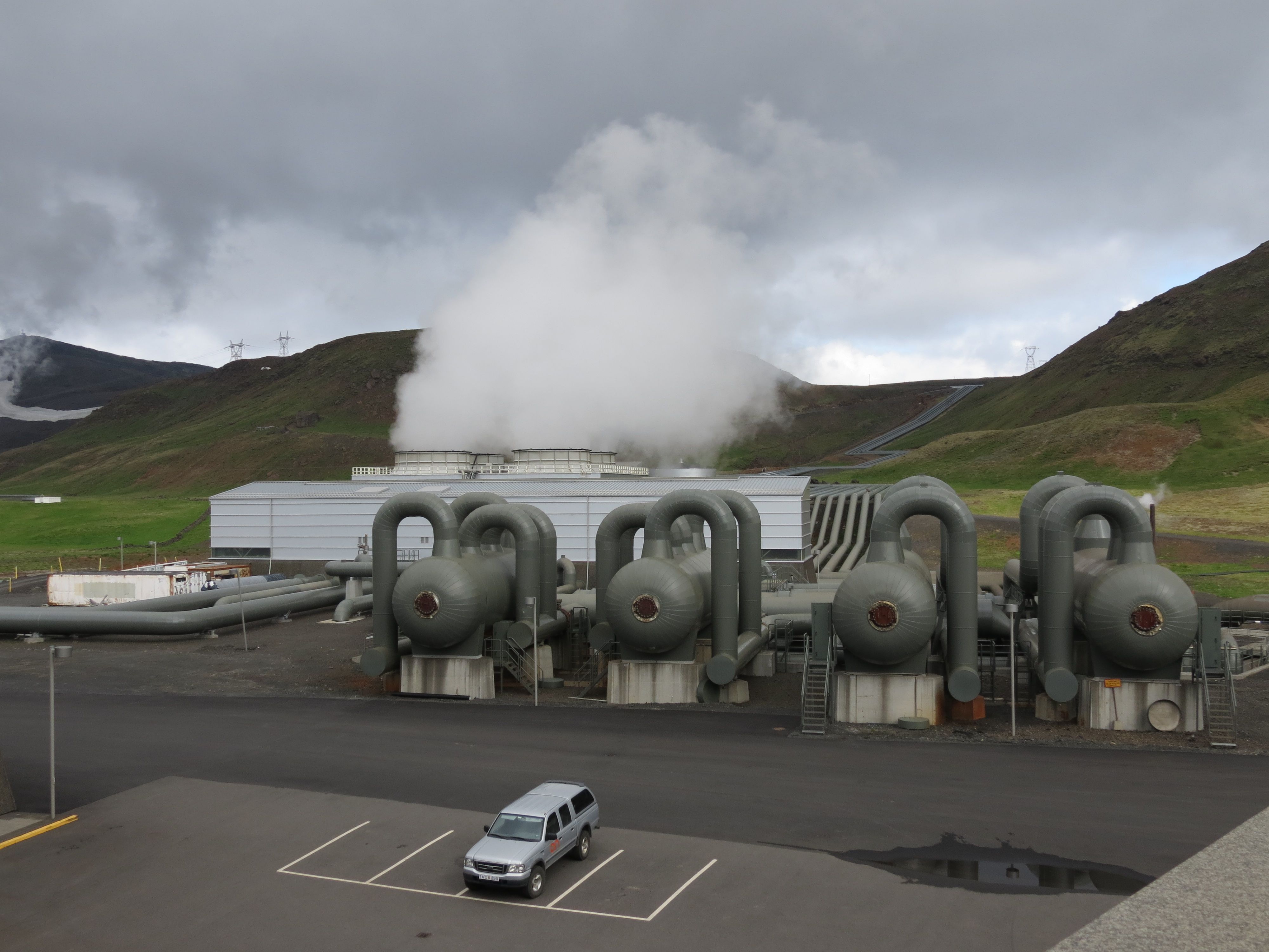 Geothermal power plant